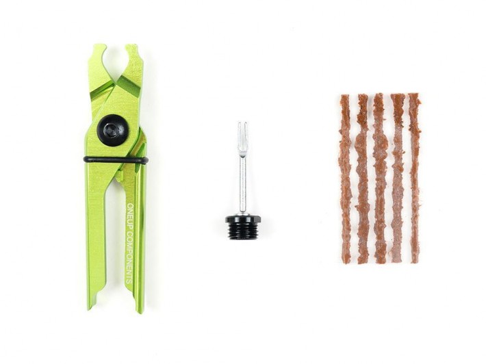 OneUp EDC Plug & Pliers kit